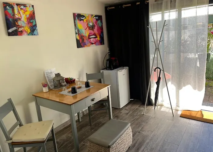 Apartment La Cuisine D'ete De Beaunamour *